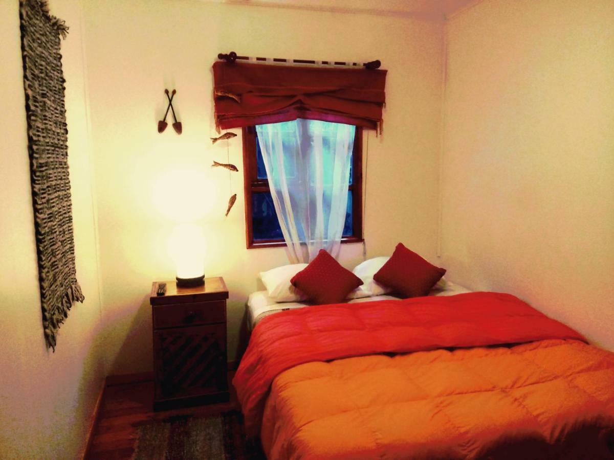 Hostal Torre De Babel Castro Eksteriør bilde